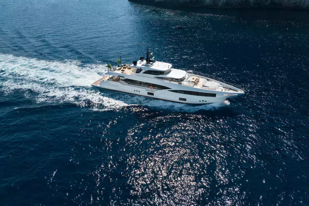 Ocean View by Majesty Yachts - Special Offer for a private Superyacht Charter in Marigot with a crew