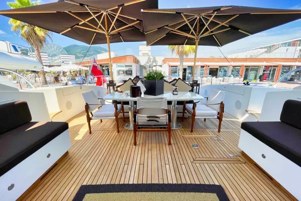 Manu X by Mangusta - Special Offer for a private Motor Yacht Charter in Portofino with a crew