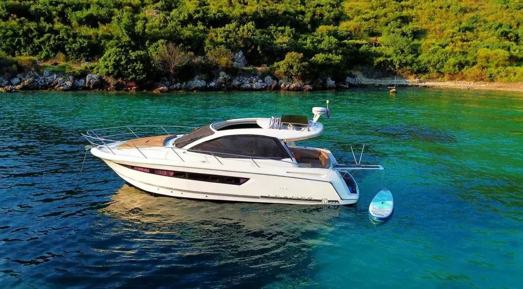 Leader 10 by Jeanneau - Special Offer for a private Power Boat Rental in Dubrovnik with a crew