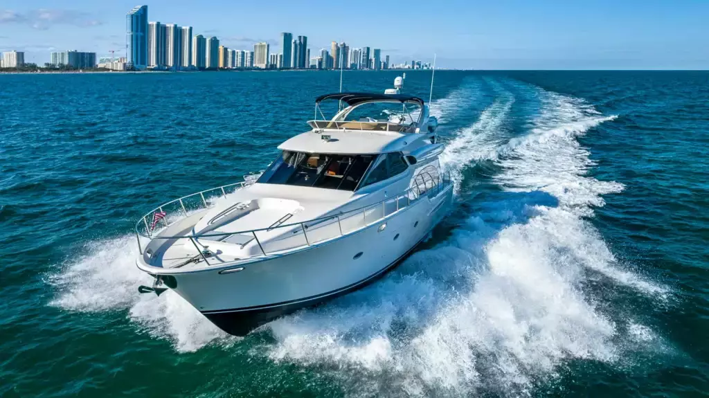 Elegant Lady by Meridian - Special Offer for a private Motor Yacht Charter in Fort Lauderdale with a crew