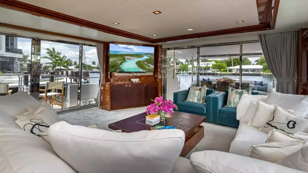 Beachfront II by Princess - Top rates for a Charter of a private Motor Yacht in Bahamas