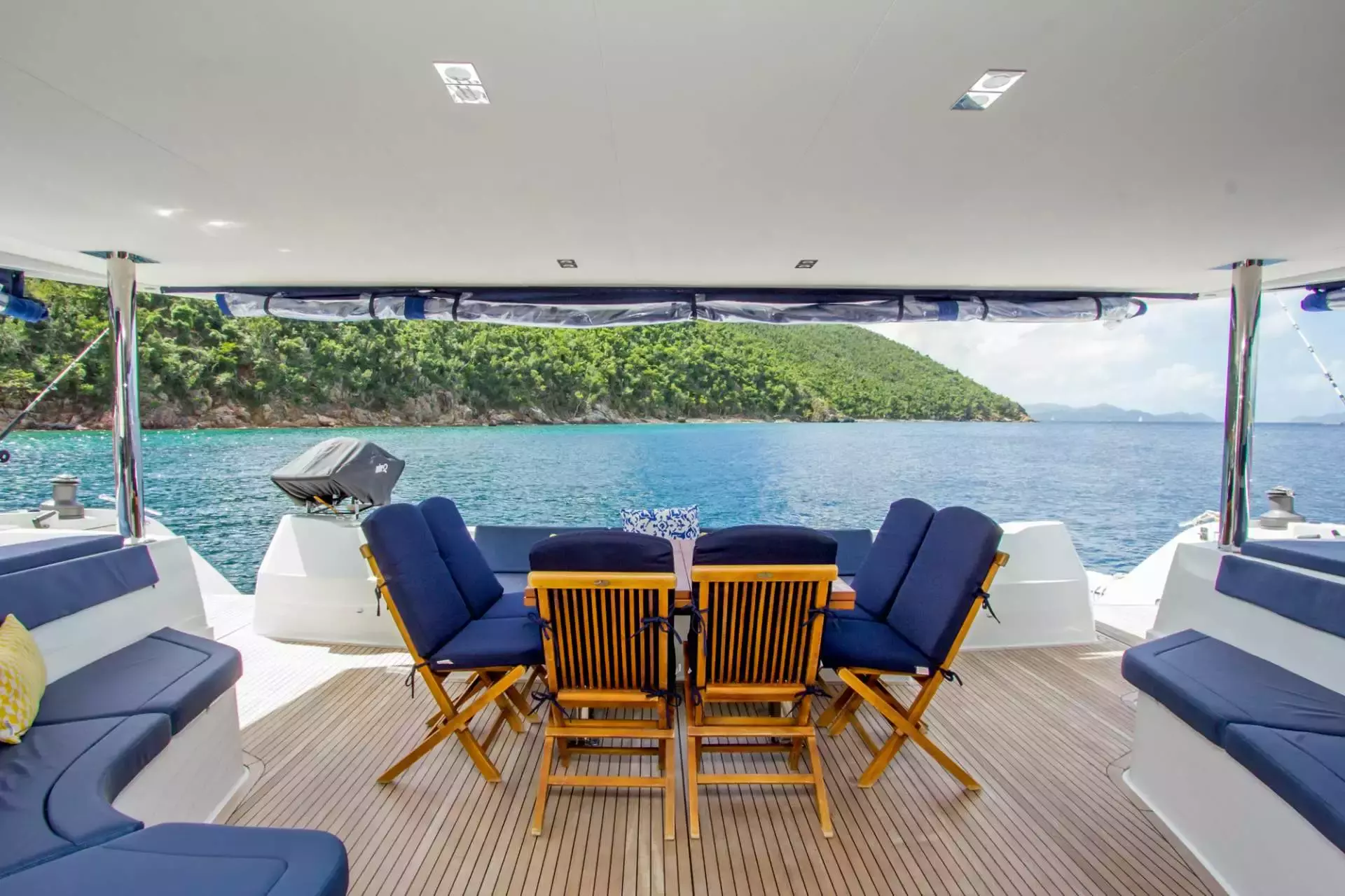 Nenne by Fountaine Pajot - Top rates for a Rental of a private Sailing Catamaran in Guadeloupe