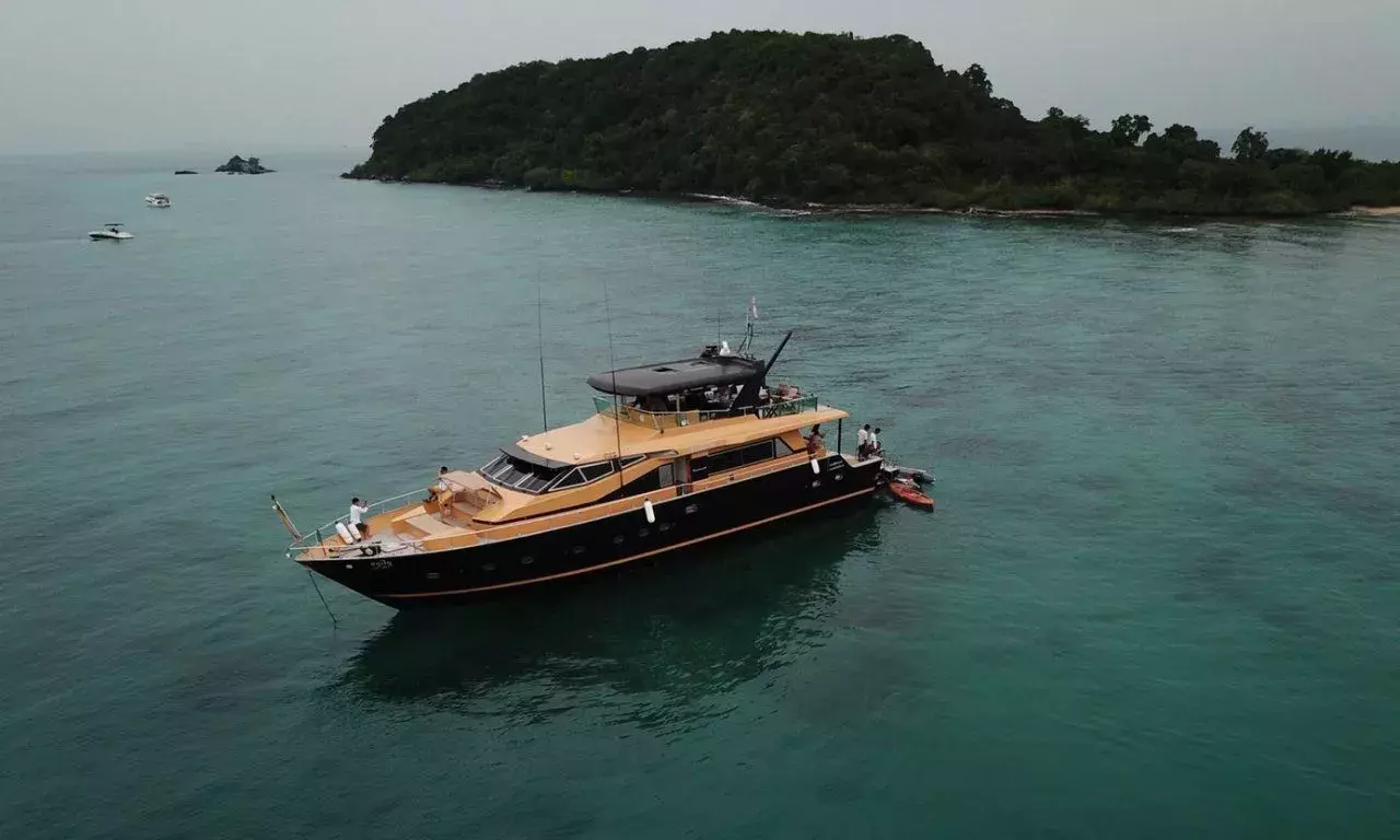 Scooby Doo by Azimut - Special Offer for a private Motor Yacht Rental in Koh Samui with a crew
