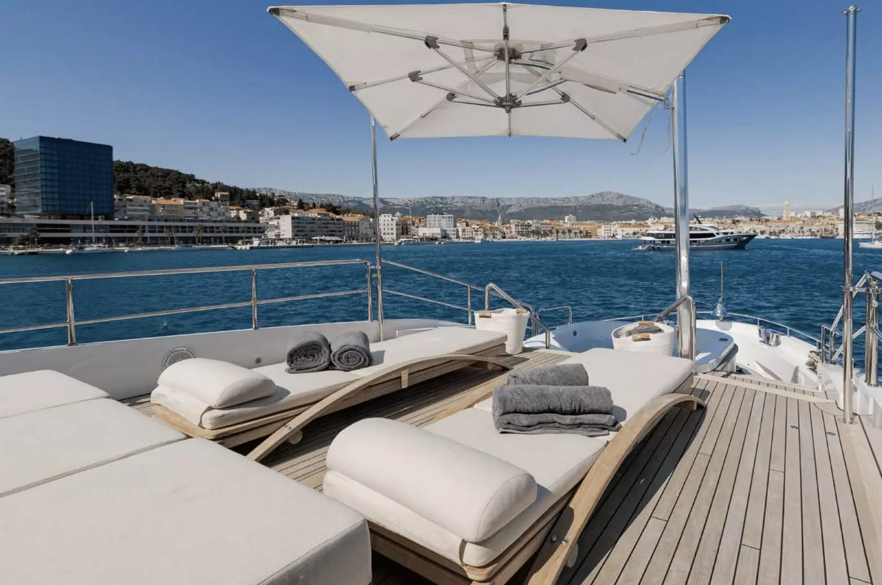 Bella Vita by Benetti - Special Offer for a private Superyacht Charter in Simpson Bay with a crew