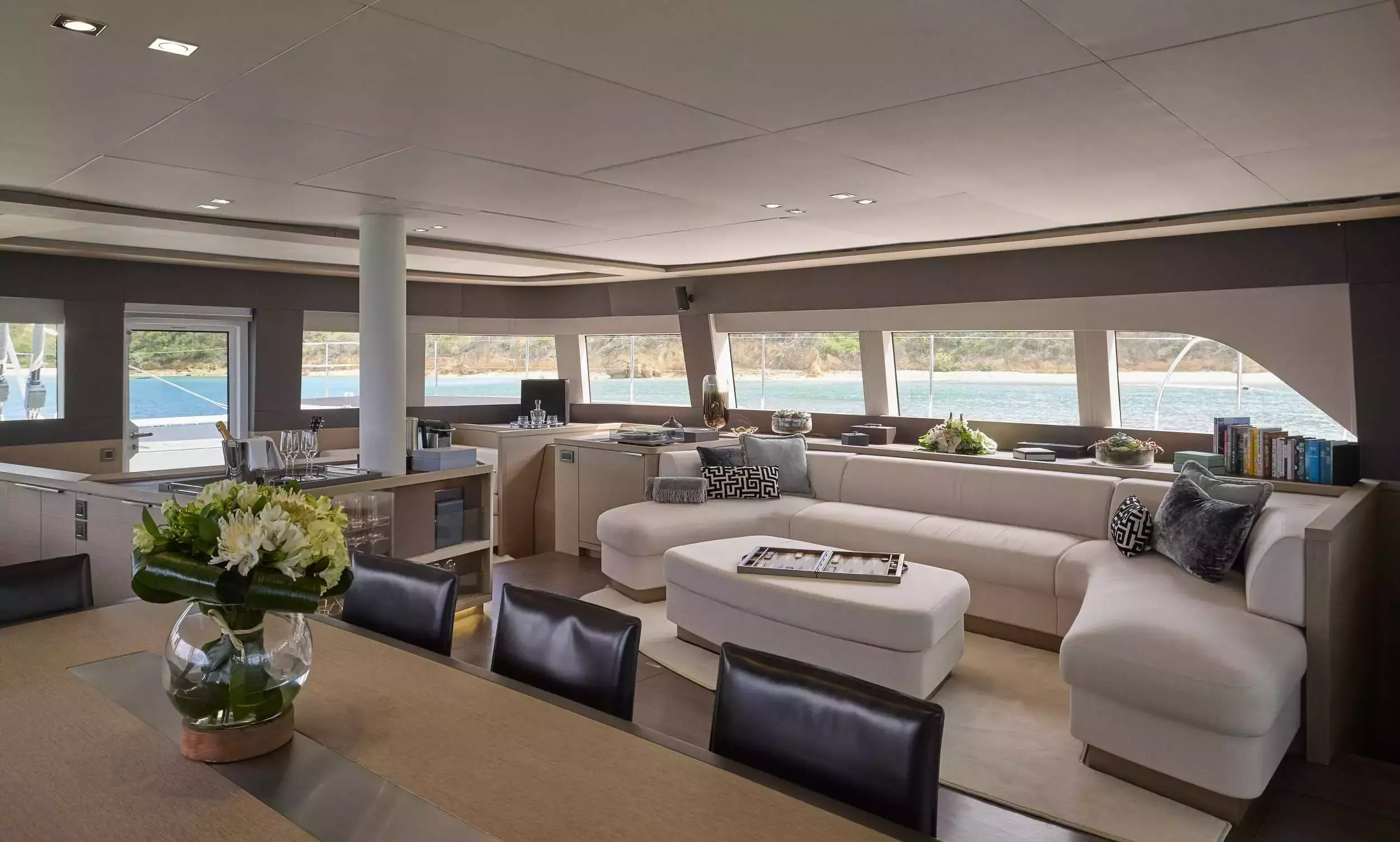 La Gatta by CNB Bordeaux - Top rates for a Charter of a private Luxury Catamaran in French Polynesia