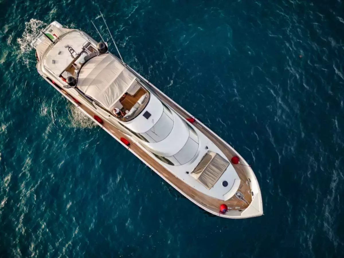 Lady B by De Birs - Special Offer for a private Superyacht Charter in Amalfi Coast with a crew