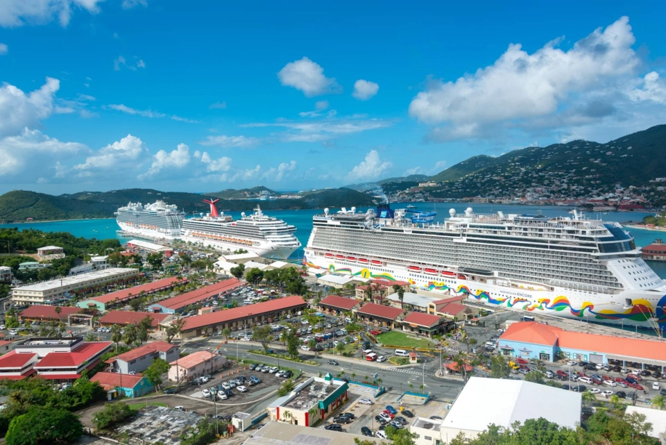 St Thomas Yacht — Guide gallery — image 1 of 3
