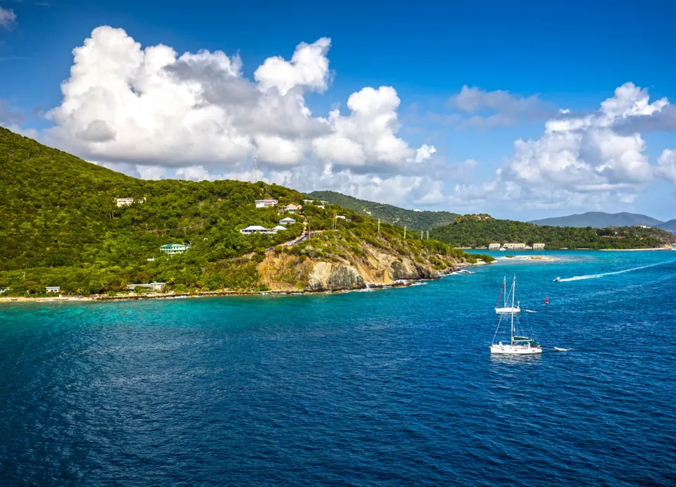 Tortola Yacht — Guide gallery — image 1 of 3