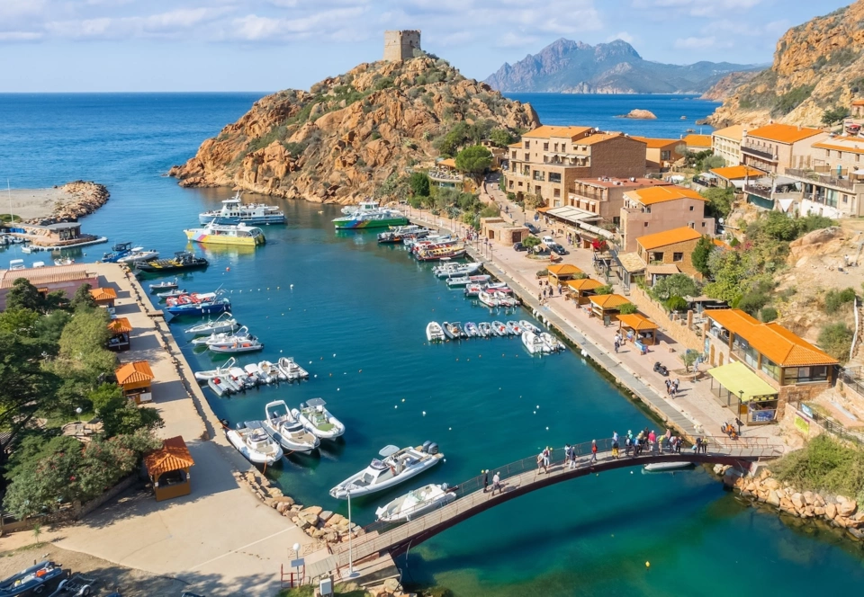 Corsica Yacht — Guide gallery — image 1 of 3