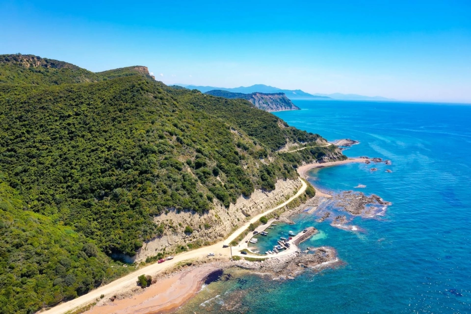 Corfu Yacht — Guide gallery — image 1 of 3