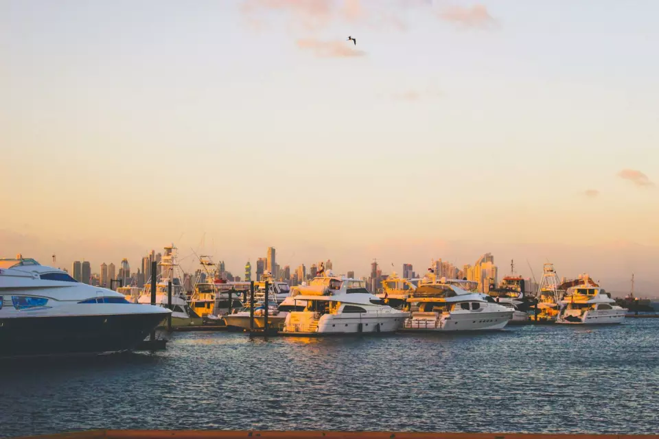 Panama Yacht — Guide gallery — image 2 of 3