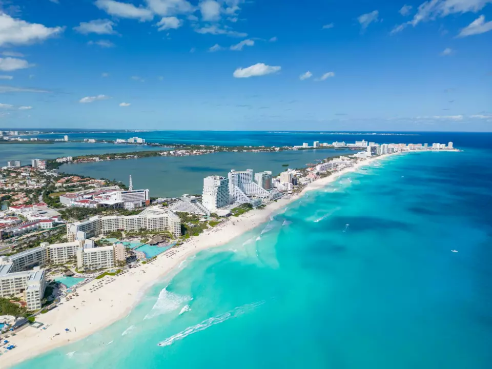 Cancun Yacht — Guide gallery — image 3 of 3