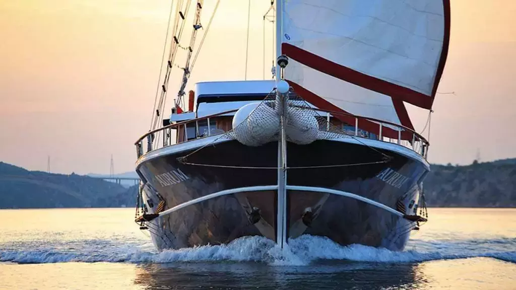 Aurum by Turkish Gulet - Top rates for a Charter of a private Motor Sailer in Croatia