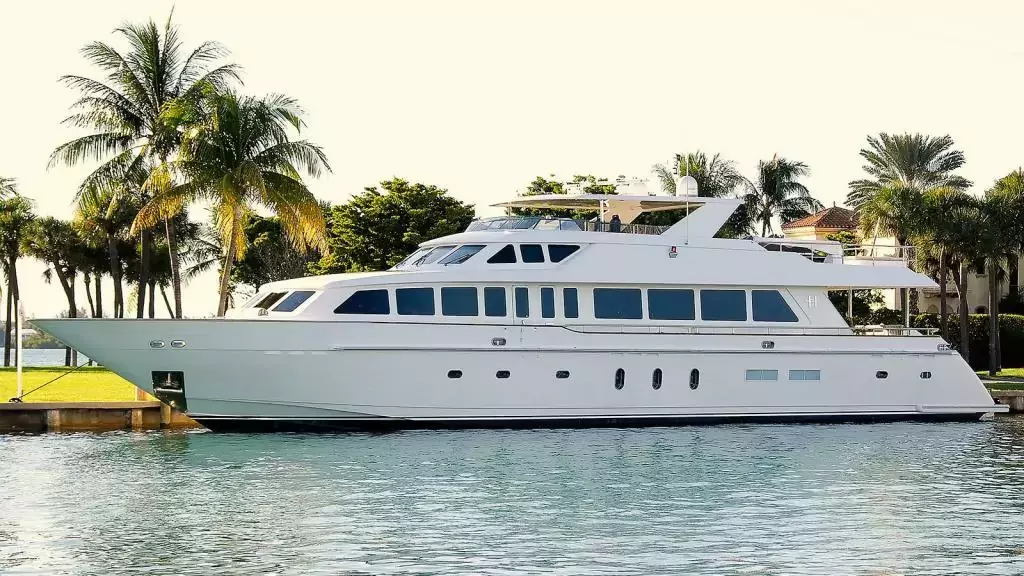 Beachfront by Hargrave - Special Offer for a private Motor Yacht Charter in Nassau with a crew