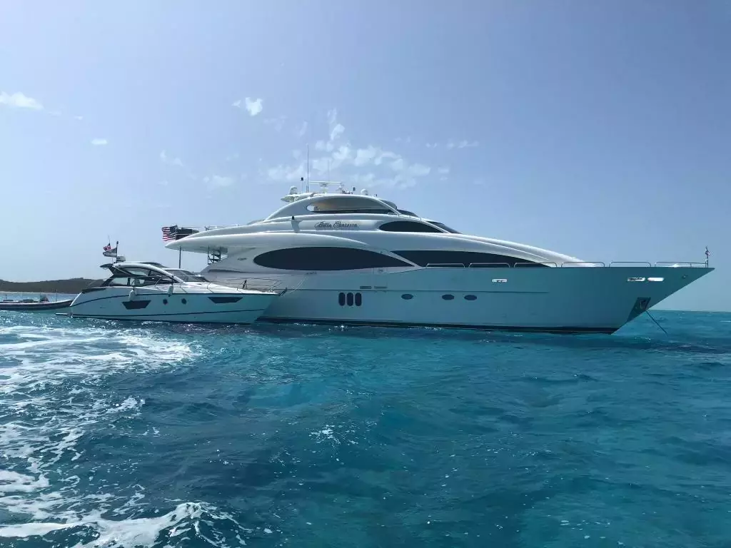 Bella Contessa by Lazzara - Special Offer for a private Motor Yacht Charter in St John with a crew