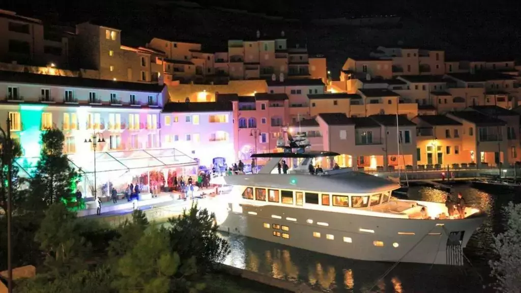 Don Michele by Custom Made - Special Offer for a private Motor Yacht Charter in Genoa with a crew