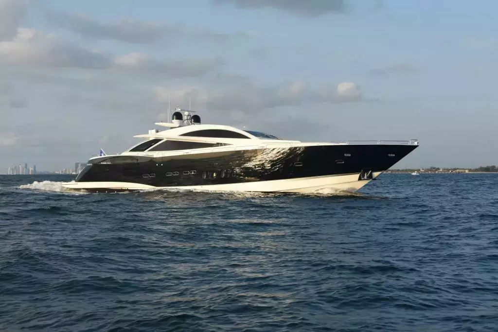 Double D by Sunseeker - Top rates for a Charter of a private Motor Yacht in US Virgin Islands