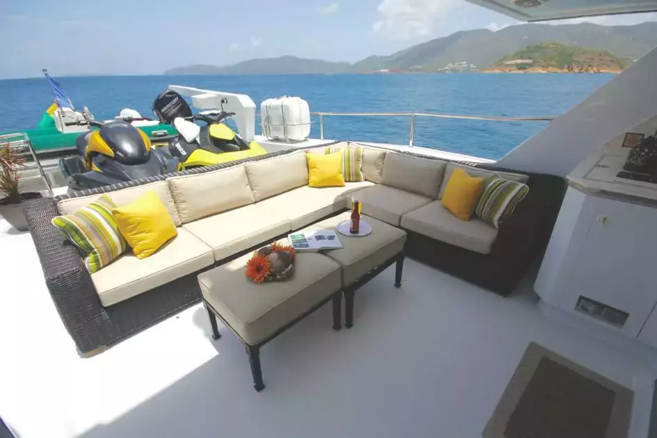 El Jefe by Derecktor Shipyards - Special Offer for a private Motor Yacht Charter in St Thomas with a crew