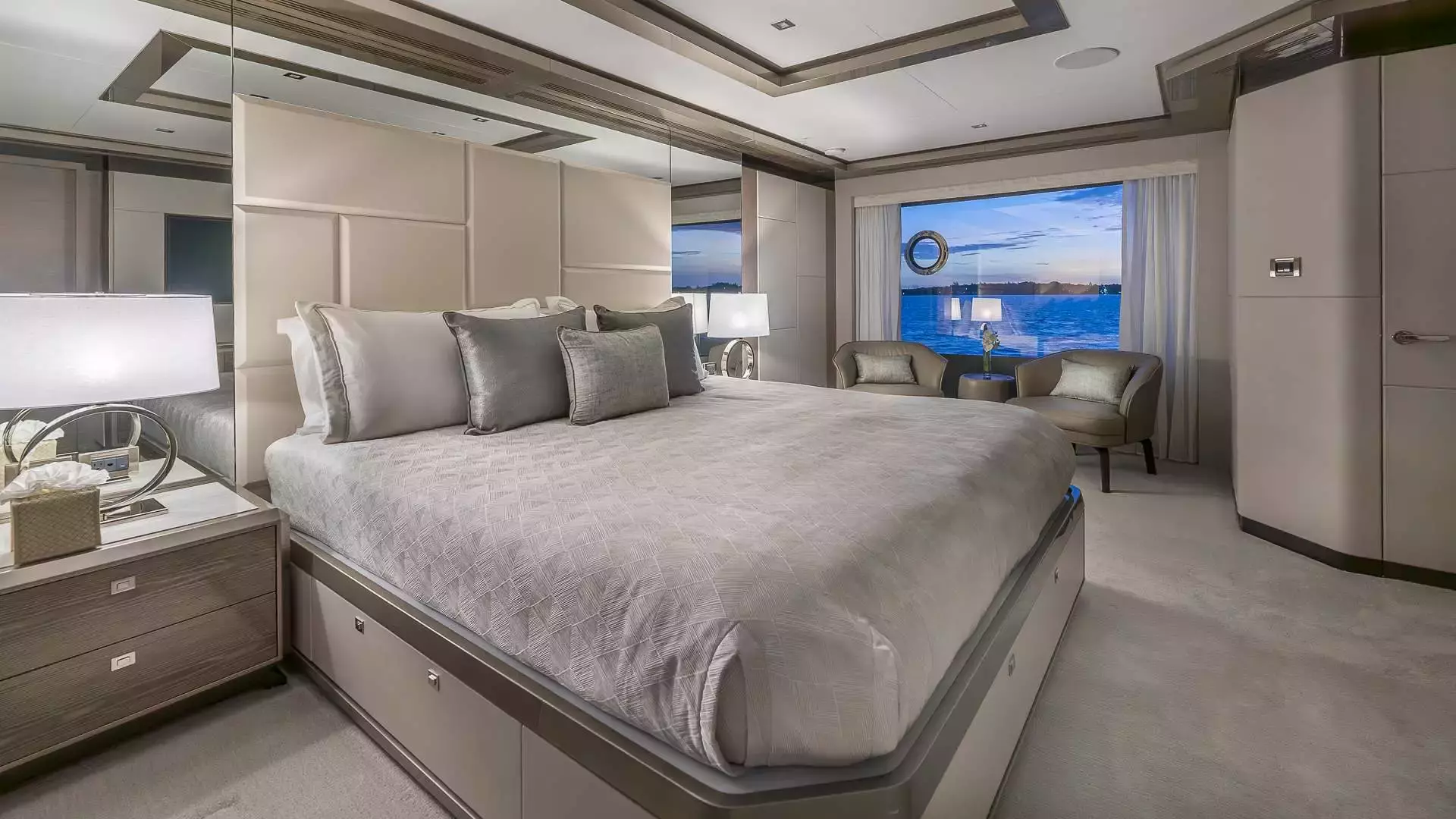Entrepreneur by Ocean Alexander – Private Superyacht Charter in Tortola