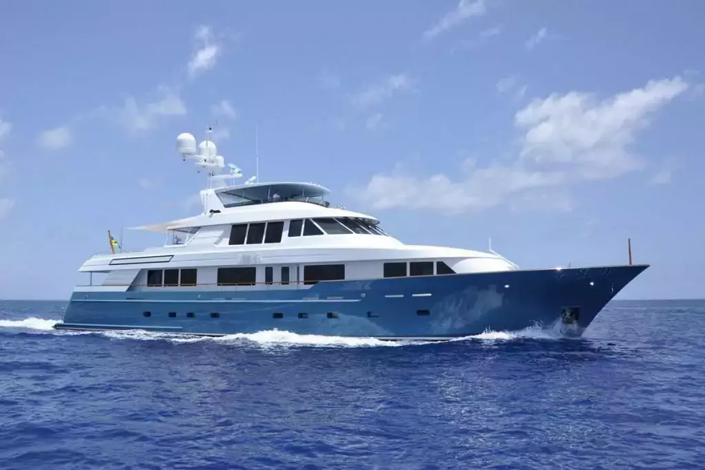 Fore Aces by Delta Marine - Special Offer for a private Superyacht Charter in Gustavia with a crew