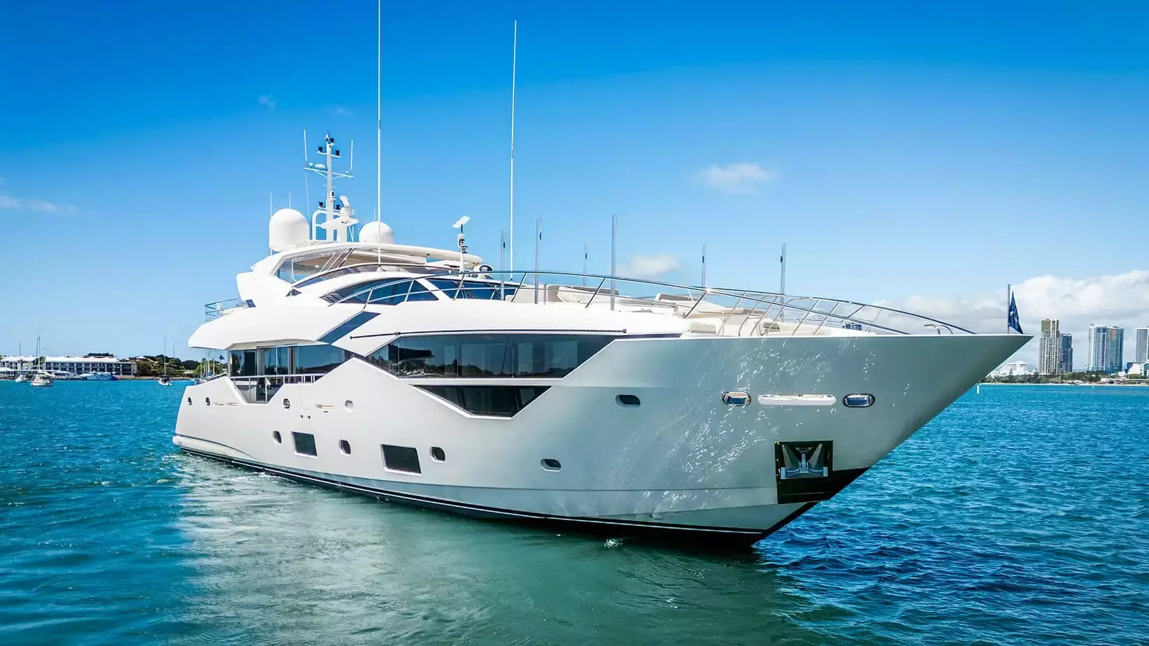 Sunset by Sunseeker – Private Motor Yacht Charter in Wellington – Special Offer at Boatcrowd