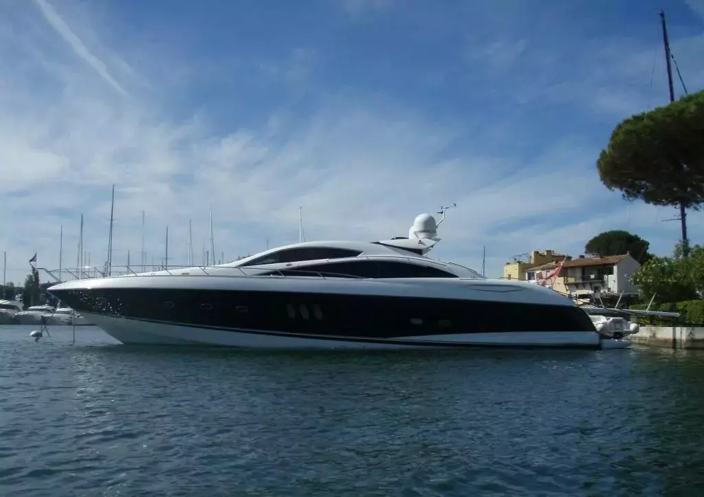 Froggy by Sunseeker - Top rates for a Charter of a private Motor Yacht in Spain
