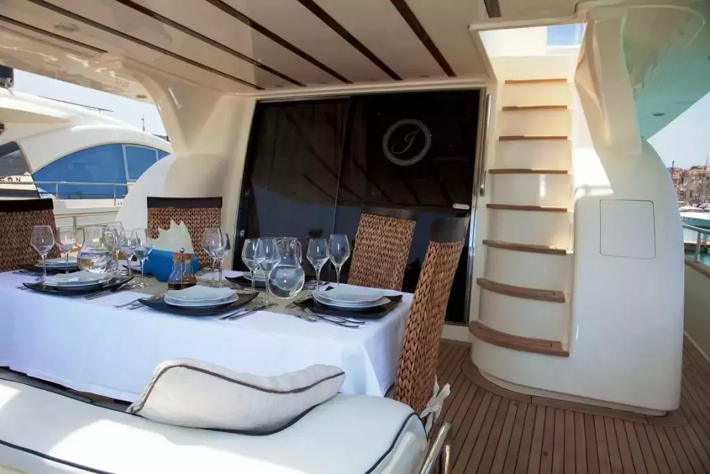 Jauni by Amer - Special Offer for a private Motor Yacht Charter in Sicily with a crew
