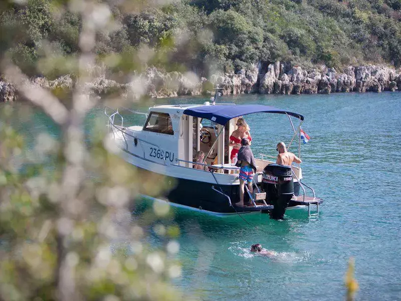 Leidi Six by Leidi - Special Offer for a private Power Boat Rental in Rogoznica with a crew