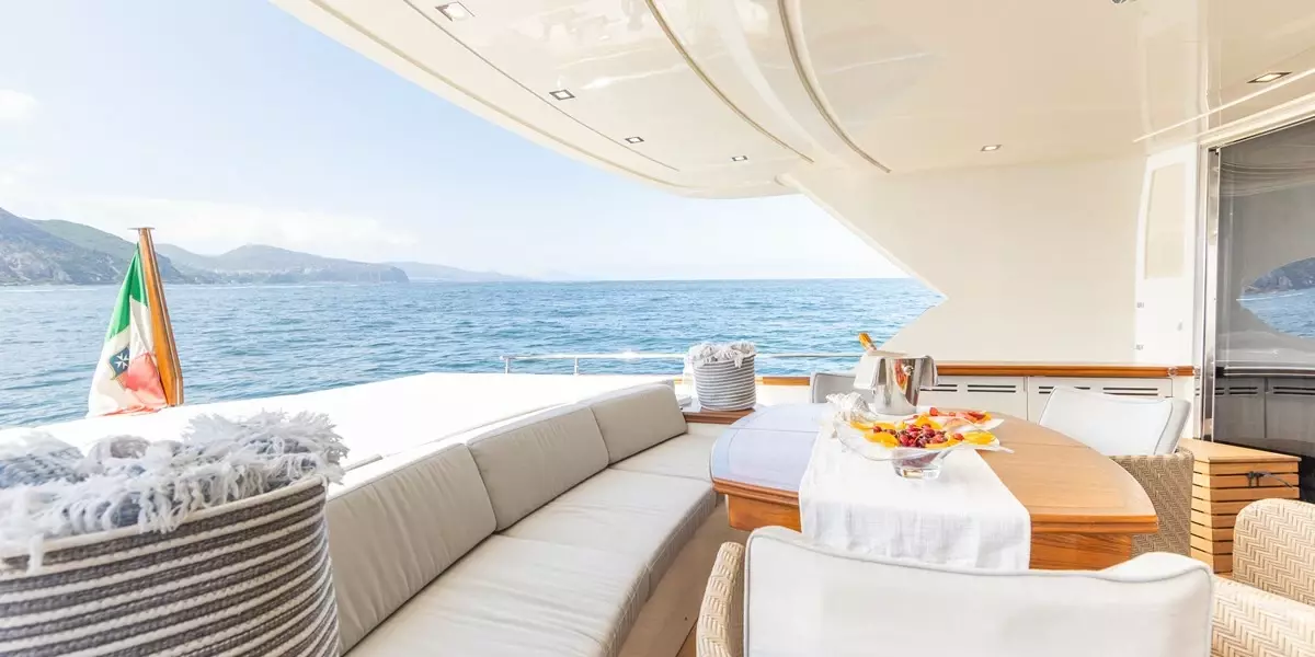 Ludi by Cerri Cantieri Navali - Top rates for a Charter of a private Motor Yacht in France