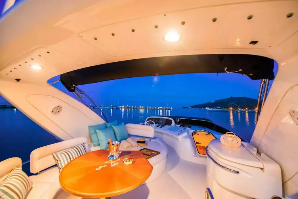 Manu by Azimut - Special Offer for a private Motor Yacht Charter in Marmaris with a crew