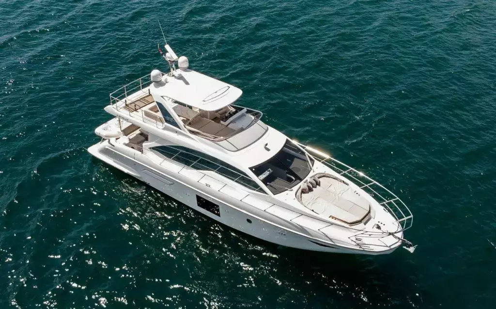 Mawi by Azimut - Special Offer for a private Motor Yacht Charter in Rogoznica with a crew