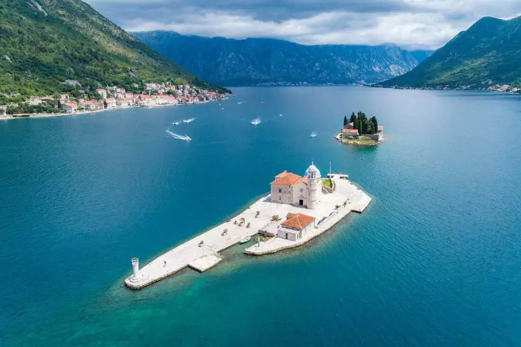 Open 750 by Atlantic Marine - Special Offer for a private Power Boat Rental in Perast with a crew