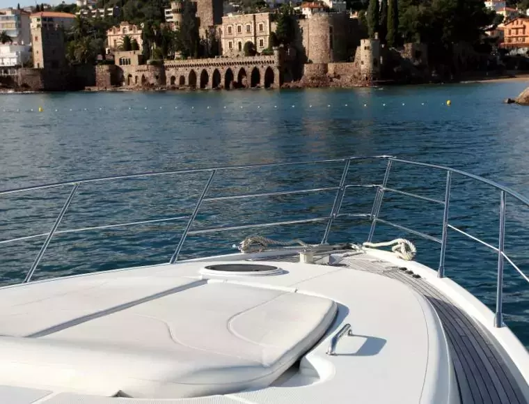 Princess Sissi by Azimut - Special Offer for a private Motor Yacht Charter in Antibes with a crew