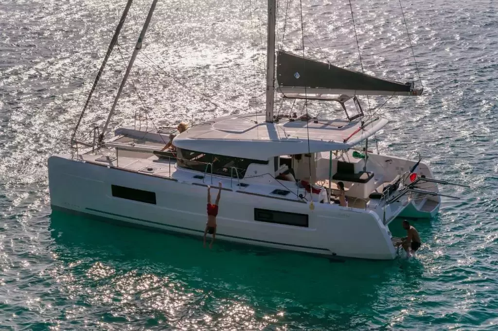 Grande by Lagoon - Special Offer for a private Sailing Catamaran Charter in Tahiti with a crew