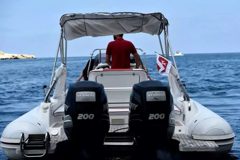 Sacs 780 by Sacs Marine - Special Offer for a private Power Boat Rental in Valletta with a crew