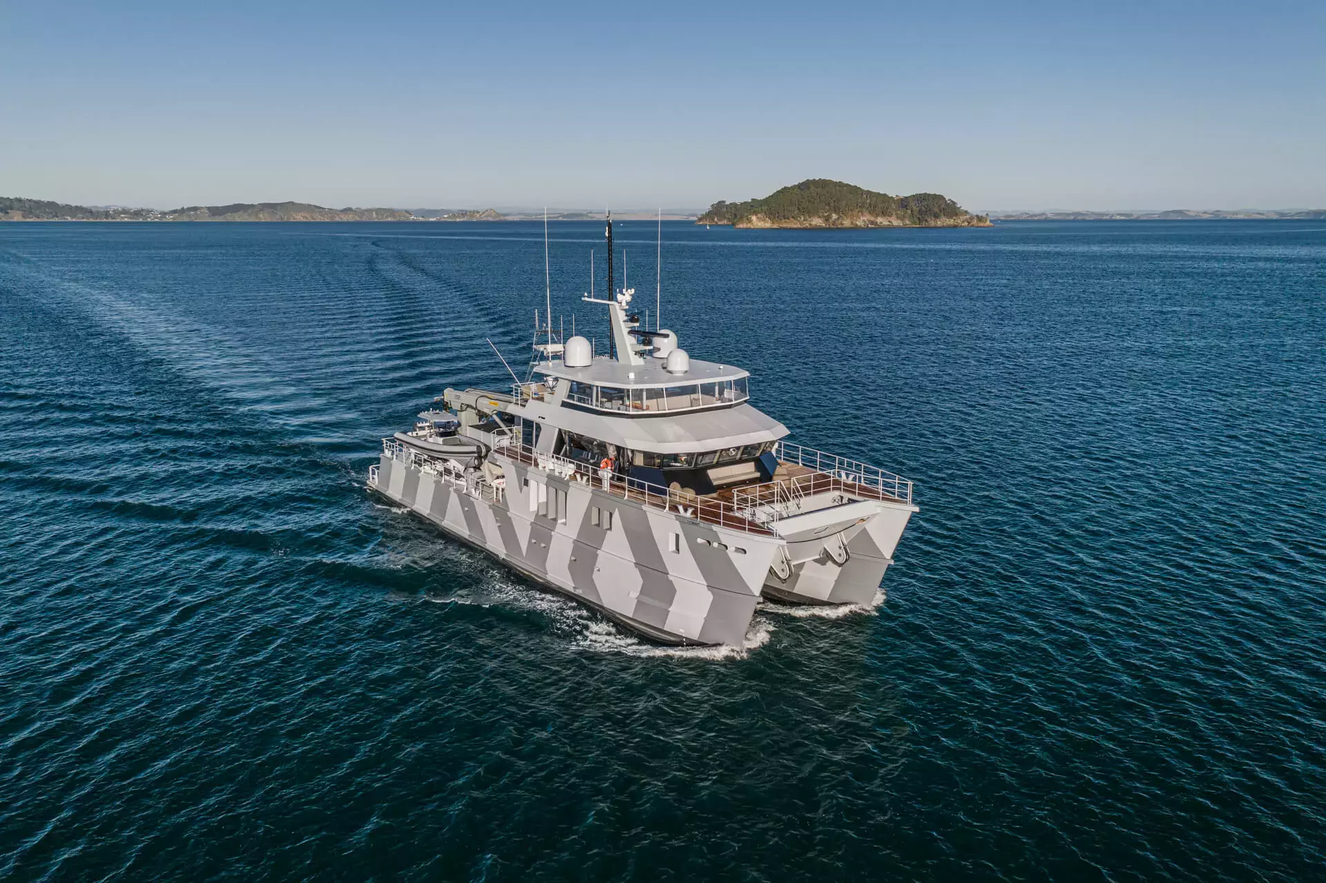 The Beast by Profab Engineering – Private Power Catamaran Charter in Melbourne – Special Offer at Boatcrowd