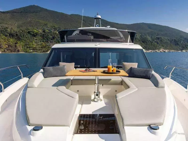 Vardo by Absolute Yachts - Special Offer for a private Motor Yacht Charter in Split with a crew