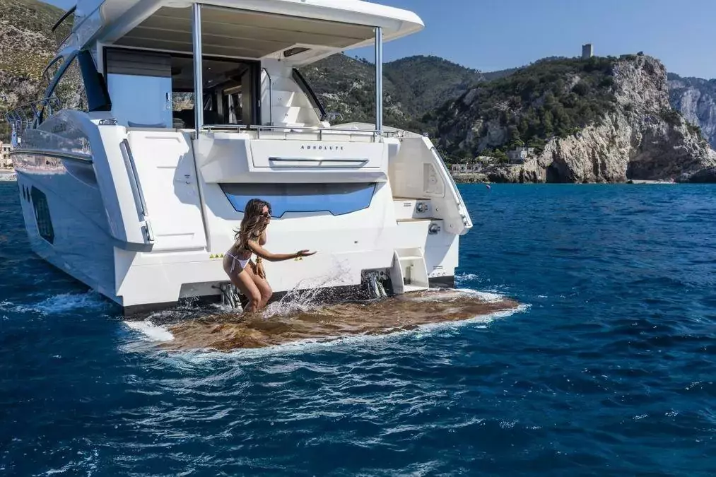 Viva La Vida by Absolute Yachts - Top rates for a Charter of a private Motor Yacht in Croatia