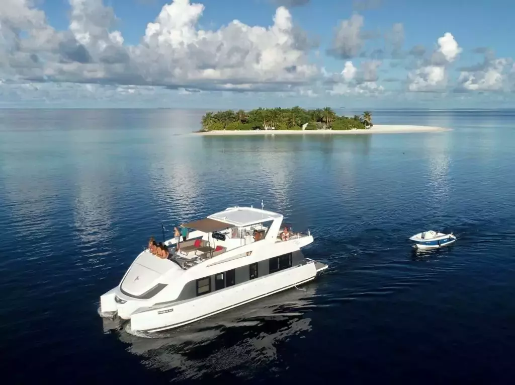 Over Reef by Overblue - Special Offer for a private Motor Yacht Charter in Praslin with a crew