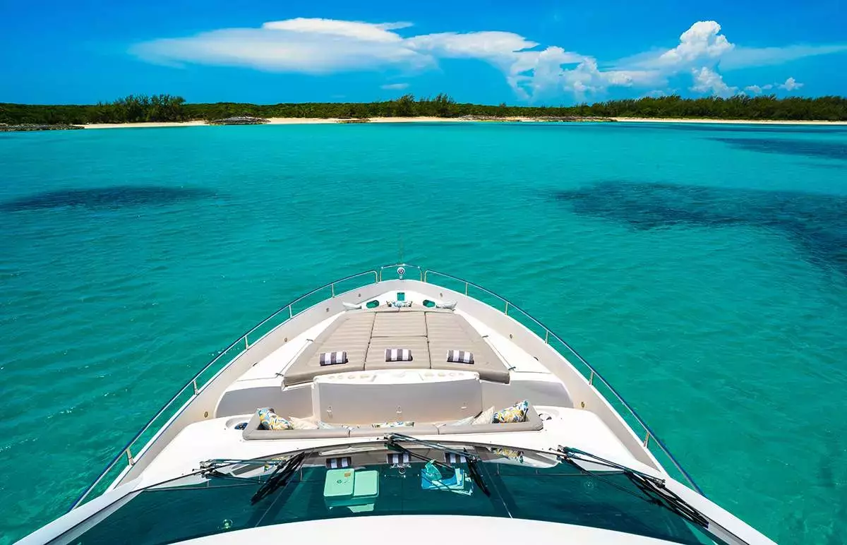 Daddy's by Sunseeker - Special Offer for a private Motor Yacht Charter in Abacos with a crew