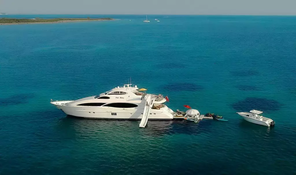 Lady Kristina by Lazzara - Special Offer for a private Motor Yacht Charter in Nassau with a crew