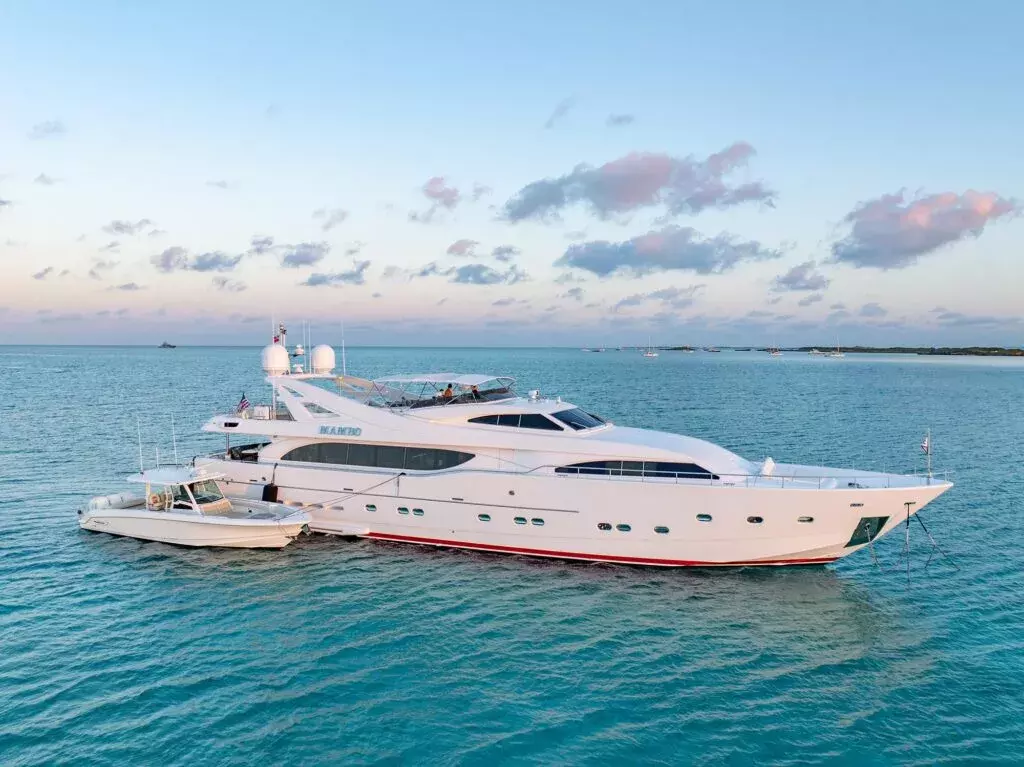 Mambo by Custom Line - Special Offer for a private Superyacht Charter in Nassau with a crew