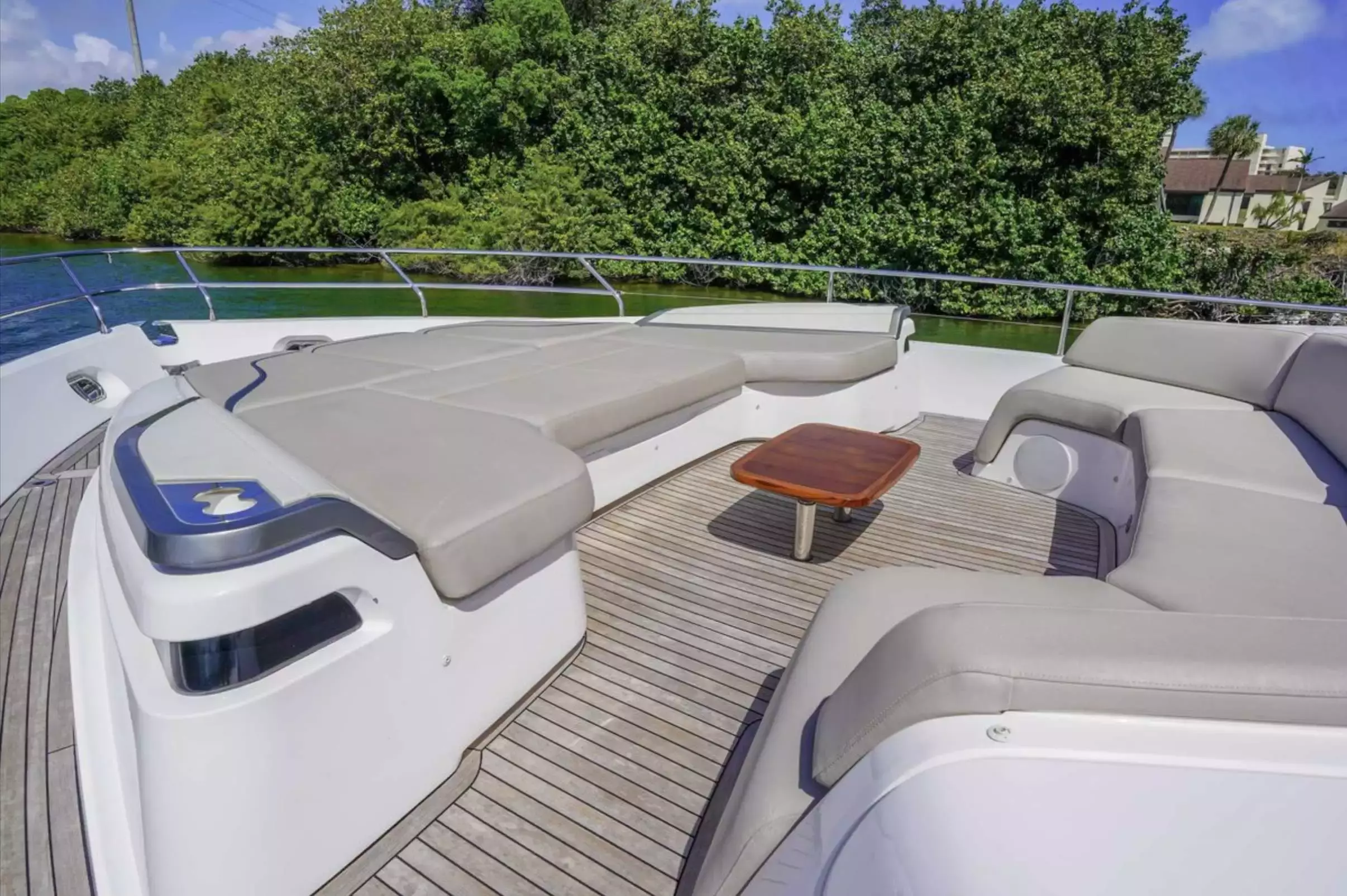 Record Year by Princess – Private Motor Yacht Charter in Nassau