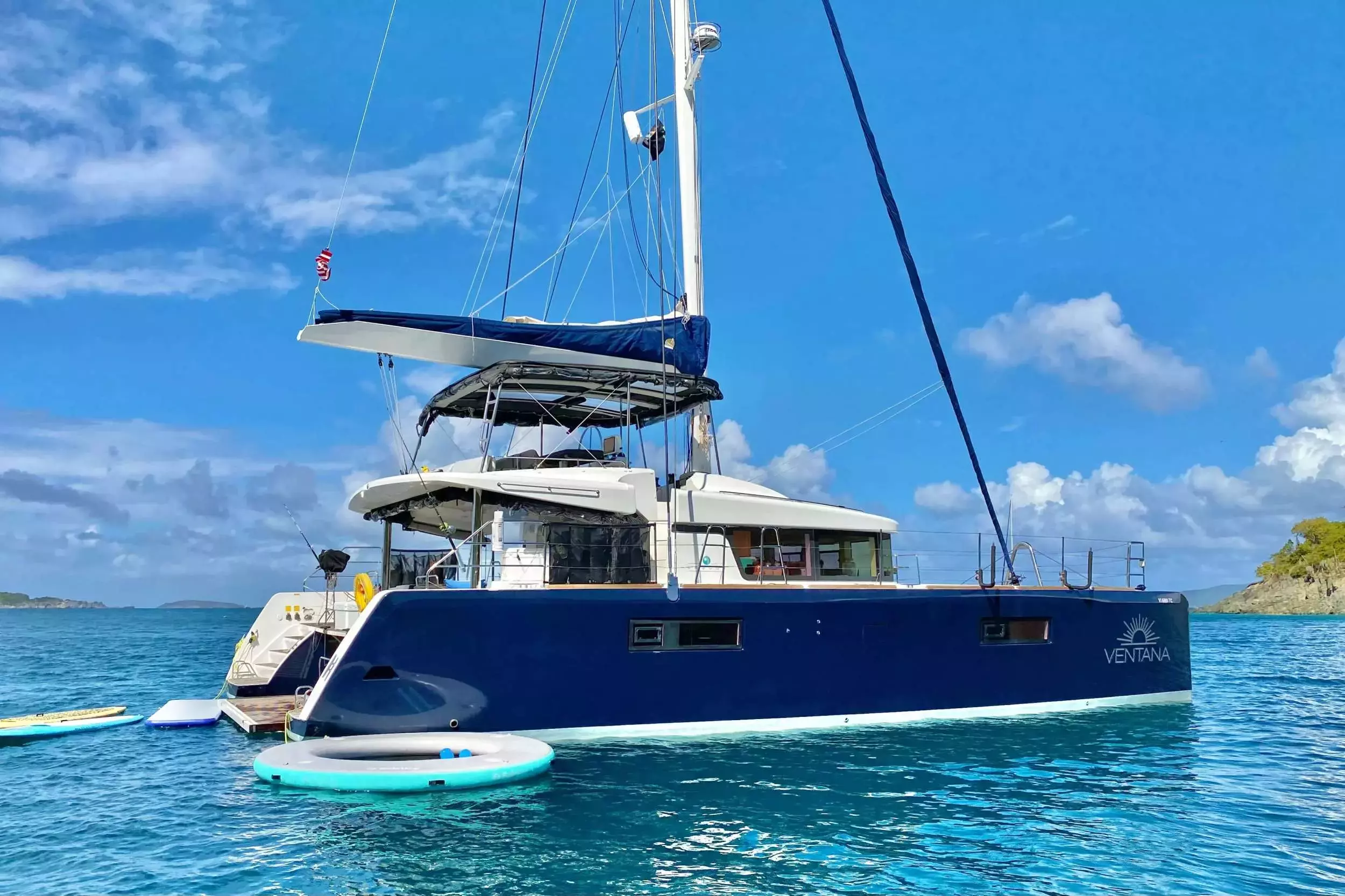 Ventana al Mar by Lagoon - Special Offer for a private Sailing Catamaran Charter in Belize City with a crew
