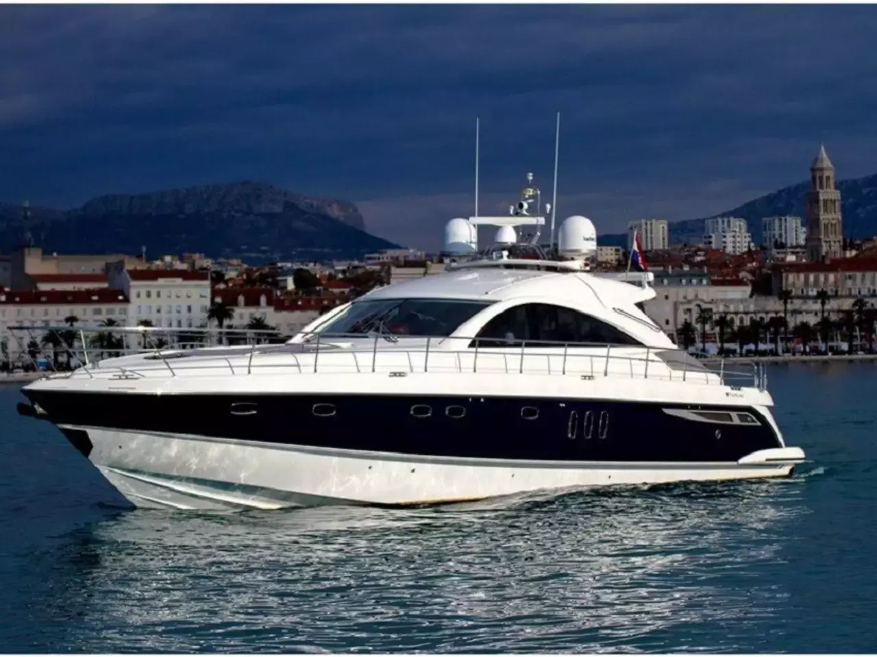 Duje I by Fairline - Top rates for a Charter of a private Motor Yacht in Croatia