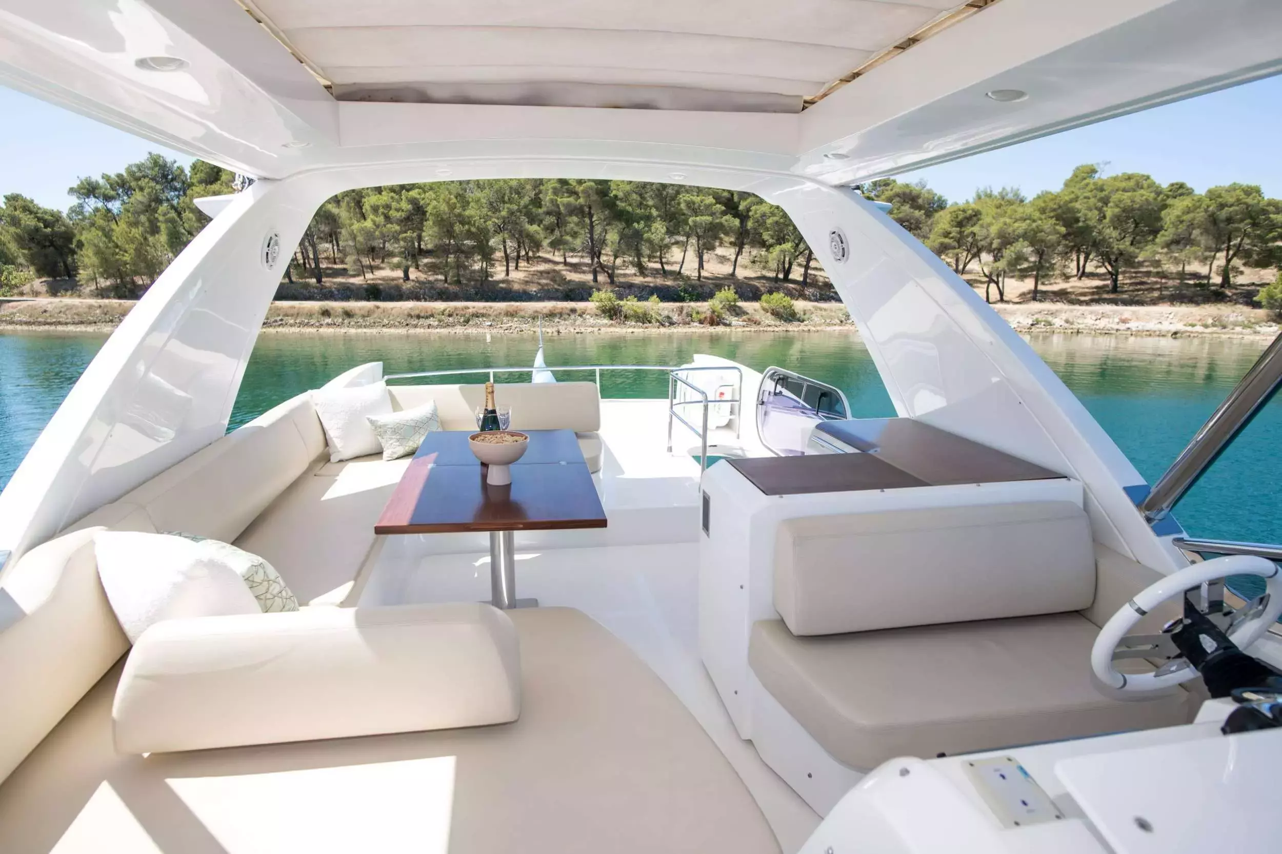 My Laura by Azimut - Special Offer for a private Motor Yacht Charter in Trogir with a crew