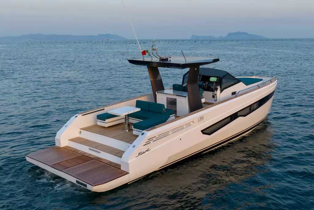 Jolly by Fiart - Special Offer for a private Power Boat Rental in Antibes with a crew