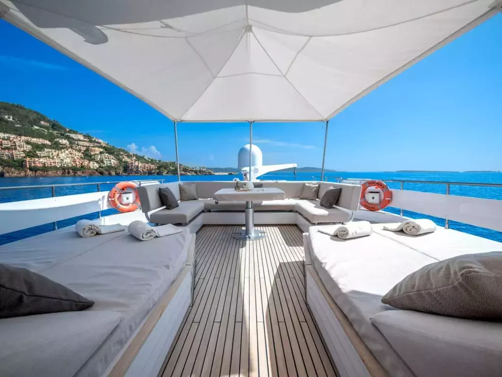 Sunliner X by Cantieri Navali - Special Offer for a private Motor Yacht Charter in Golfe-Juan with a crew