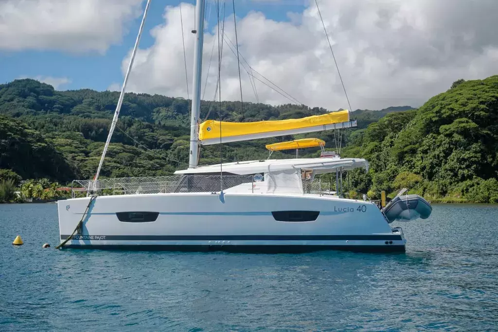 Lucia 400 by Fountaine Pajot - Top rates for a Charter of a private Sailing Catamaran in French Polynesia