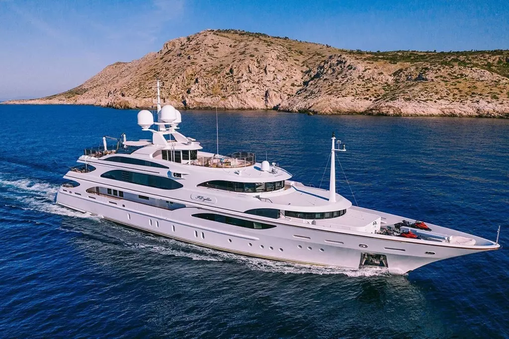 Idyllic by Benetti - Special Offer for a private Superyacht Charter in Salamis with a crew